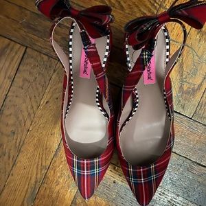 Brand new plaid Betsey Johnson shoes